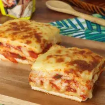 Pastel de Pizza con Pan Molde Pastel de Pizza con Pan Molde