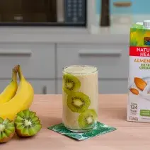 Smoothie de Kiwi y Banana Smoothie de Kiwi y Banana